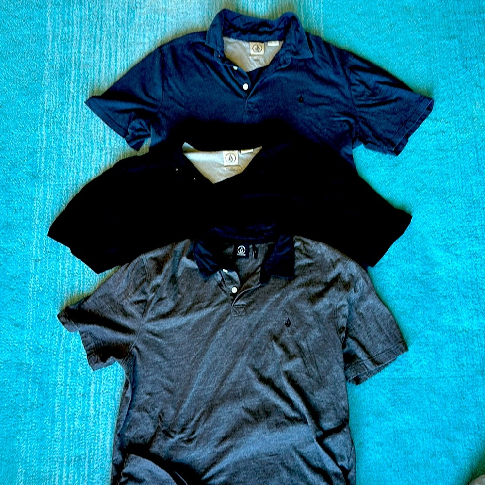 GUC! 3 VOLCOM Polo’s Size Large